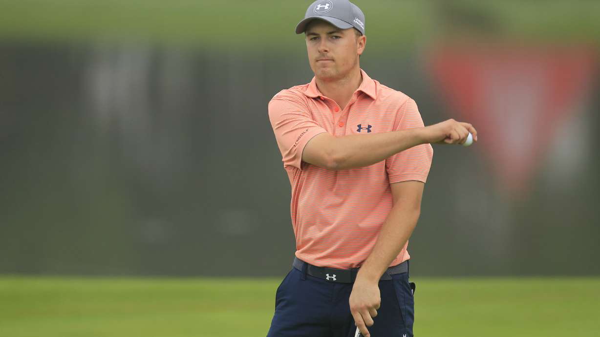 Russell Knox wins 1st PGA Tour title at HSBC Champions
