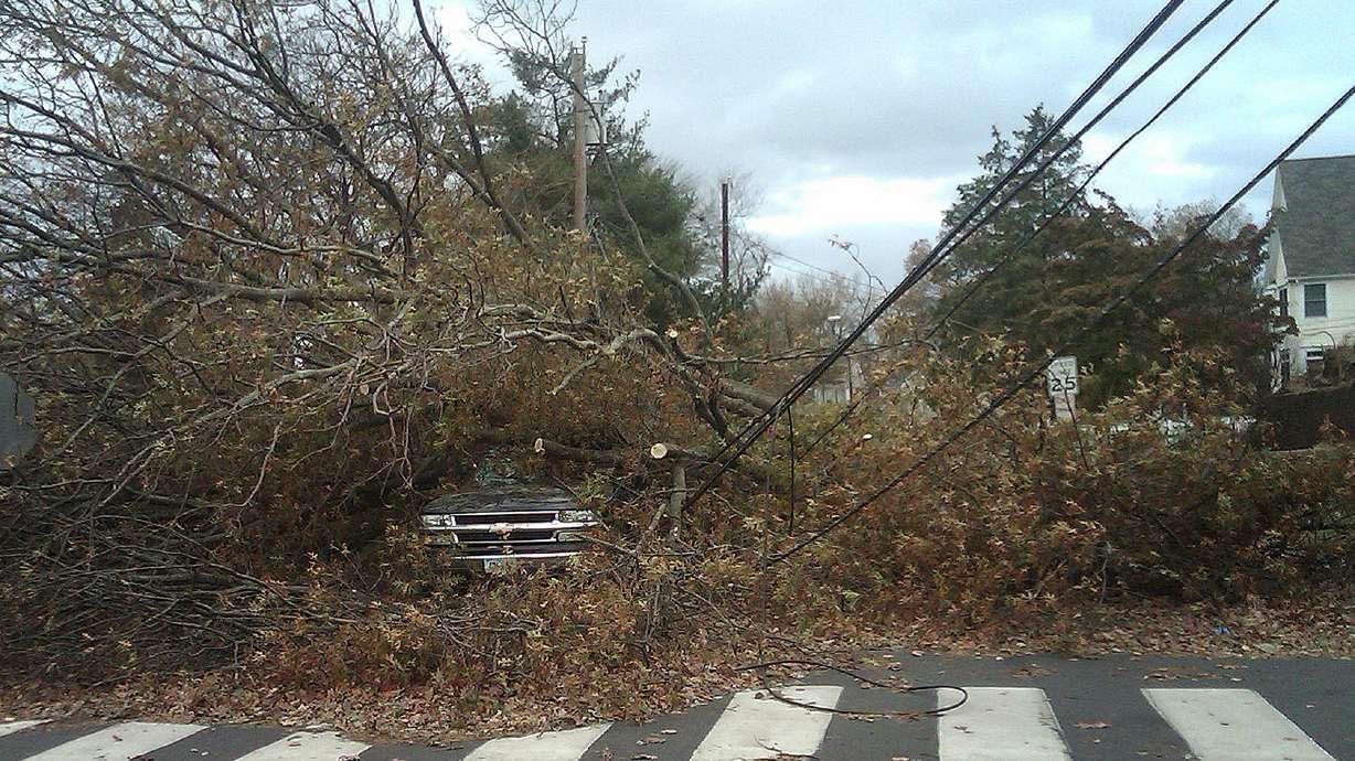 New storm preparation center pairs UConn, power company