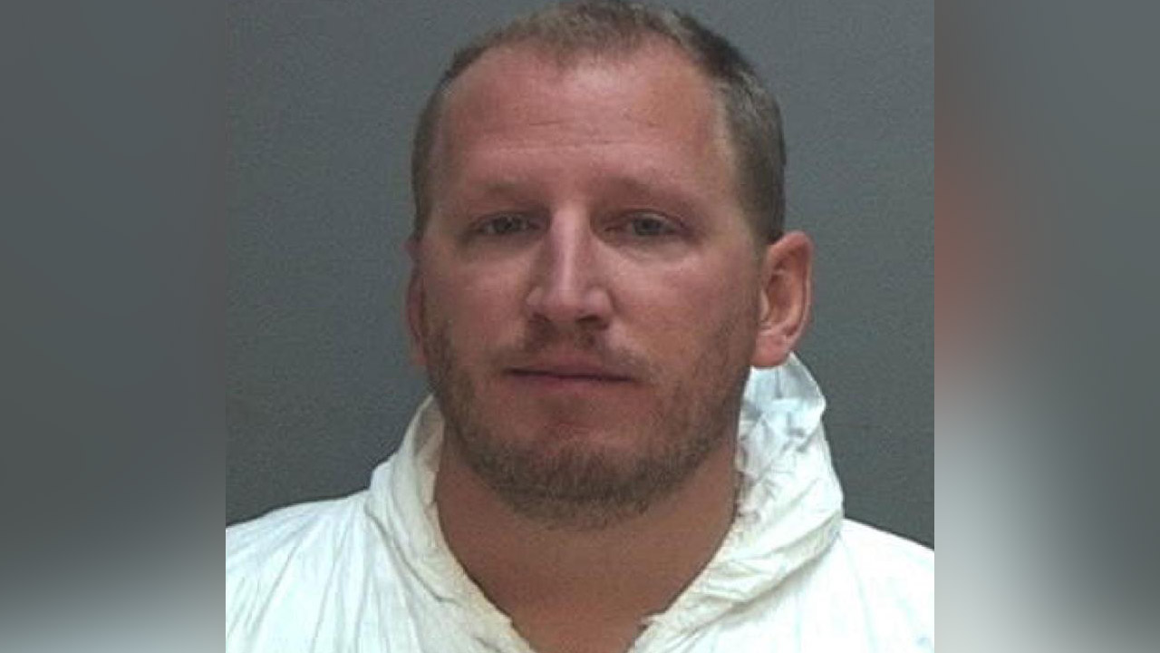 Man accused of sexually abusing 2 teens proclaims innocence