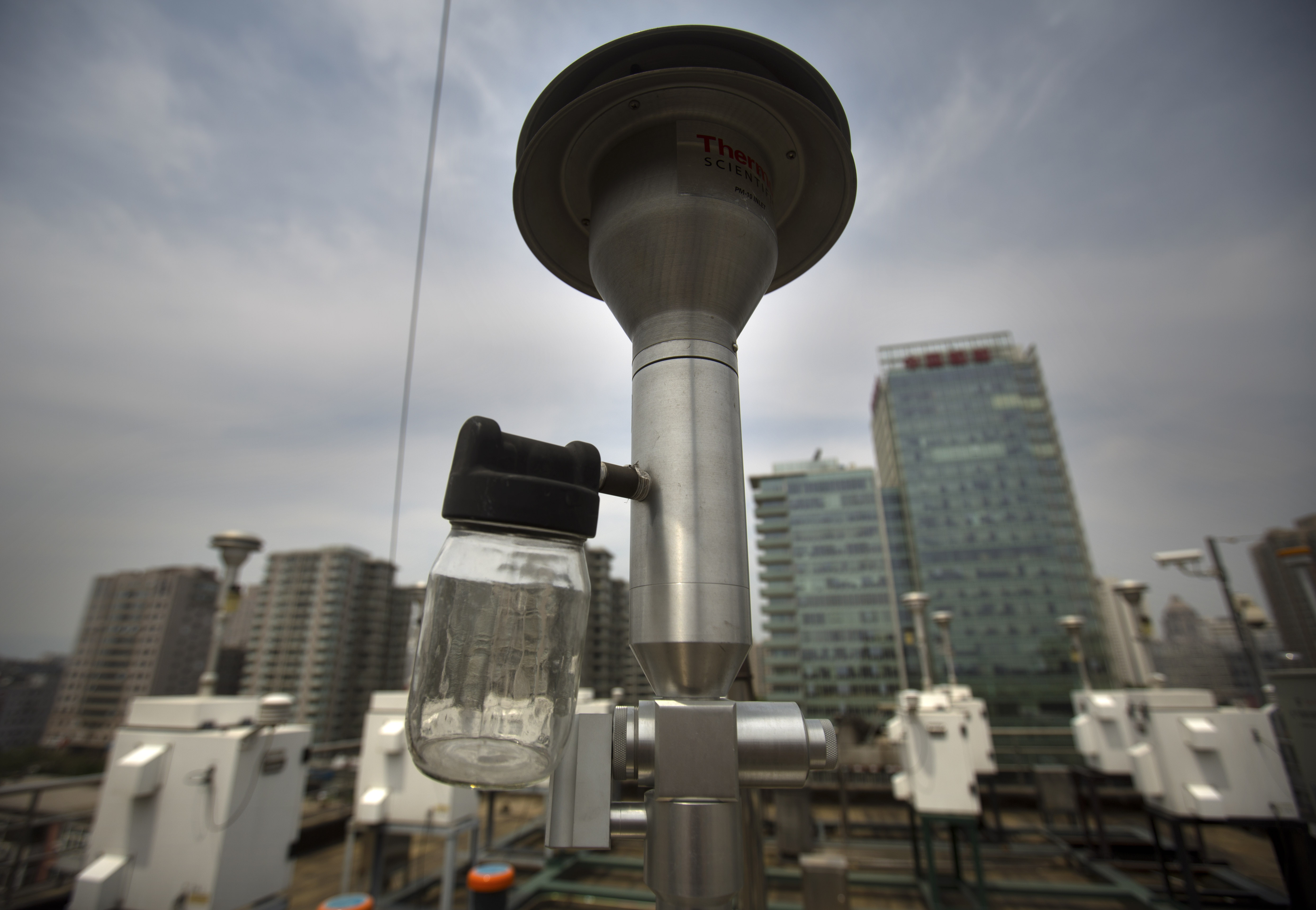 China's gray smog has a blue lining: Air improves this year