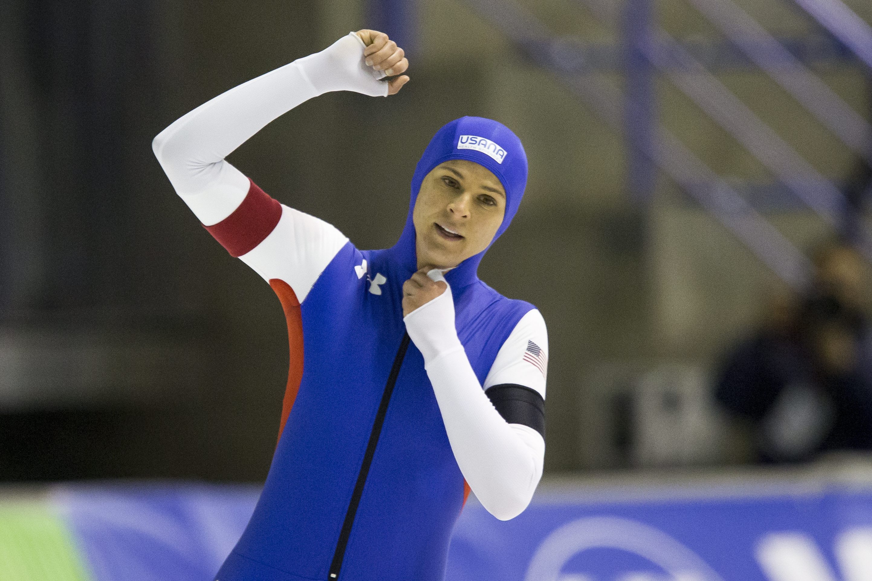 American Brittany Bowe breaks world record in 1,500