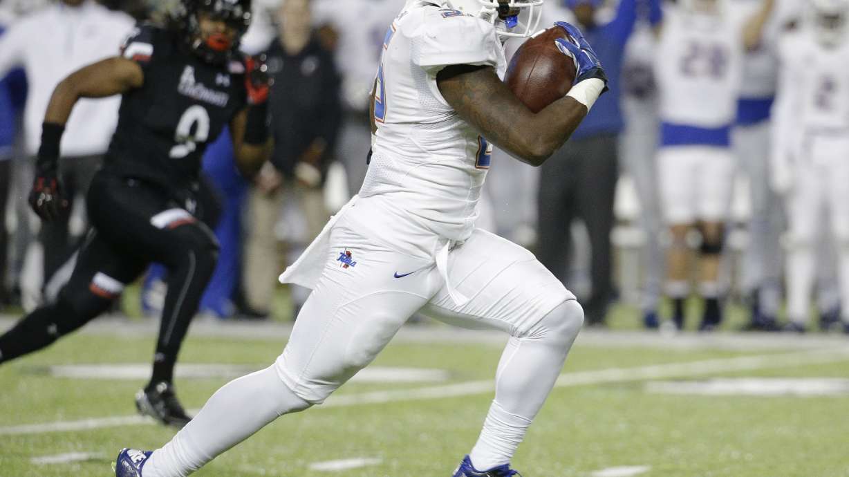 Navy triple option faces Tulsa's up-tempo spread