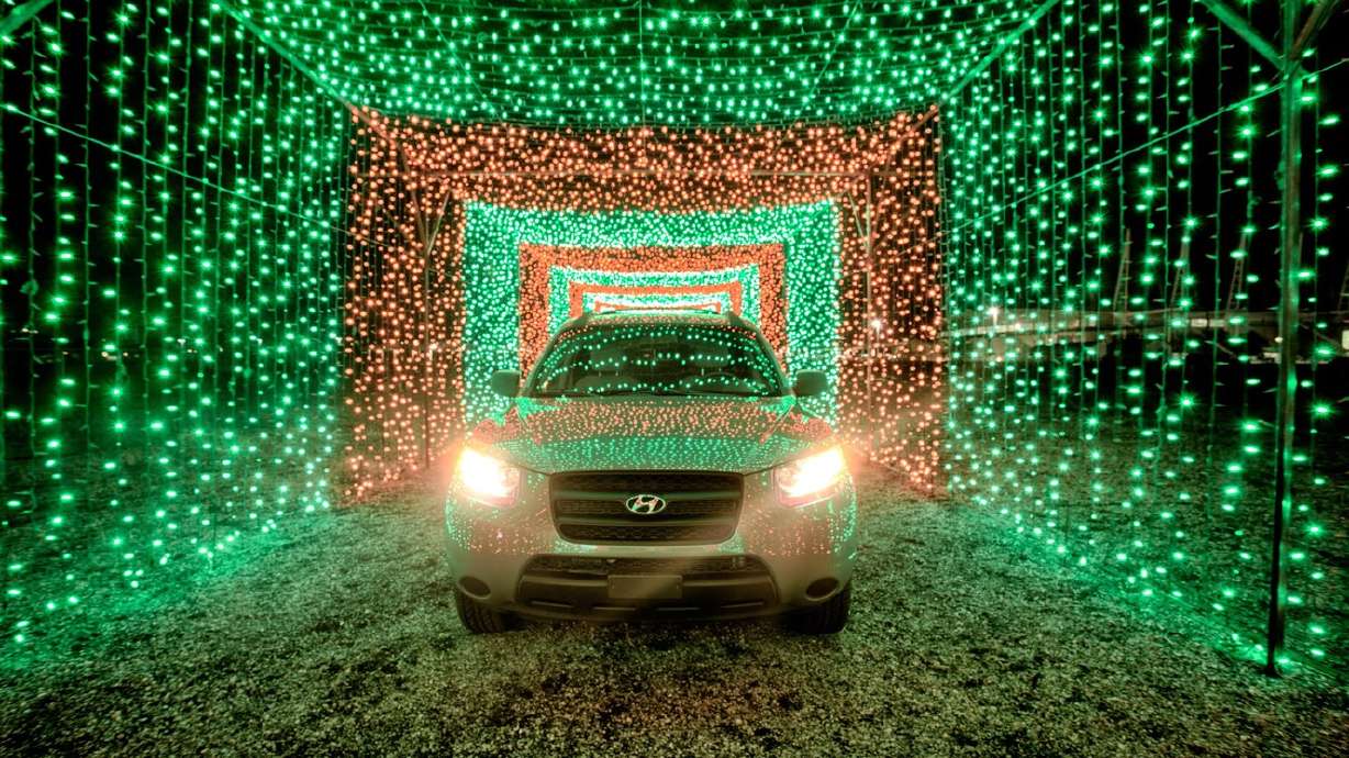 Midway Ice Castle owners create mile-long light display