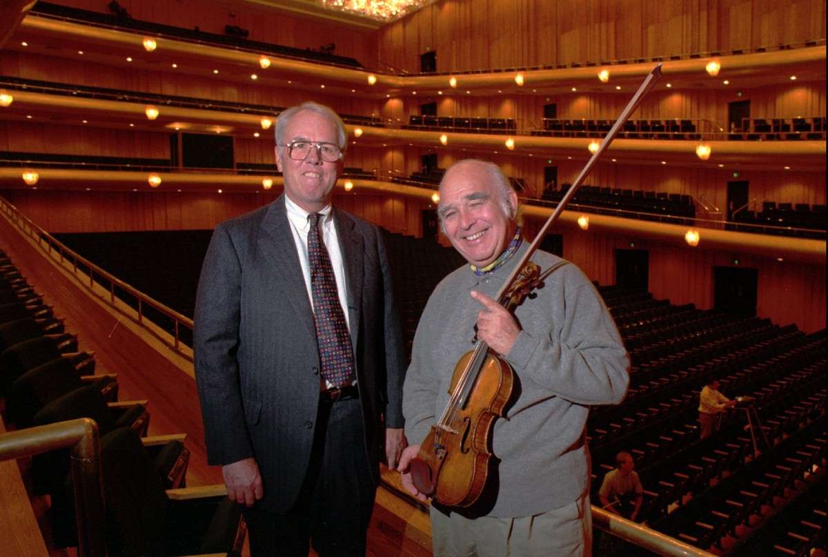 Joseph Silverstein and Colin Gardner for symphony fundraiser. ALLRED/photo (Submission date: 10/08/2002) (MARCY NIGHSWANDER, AP)