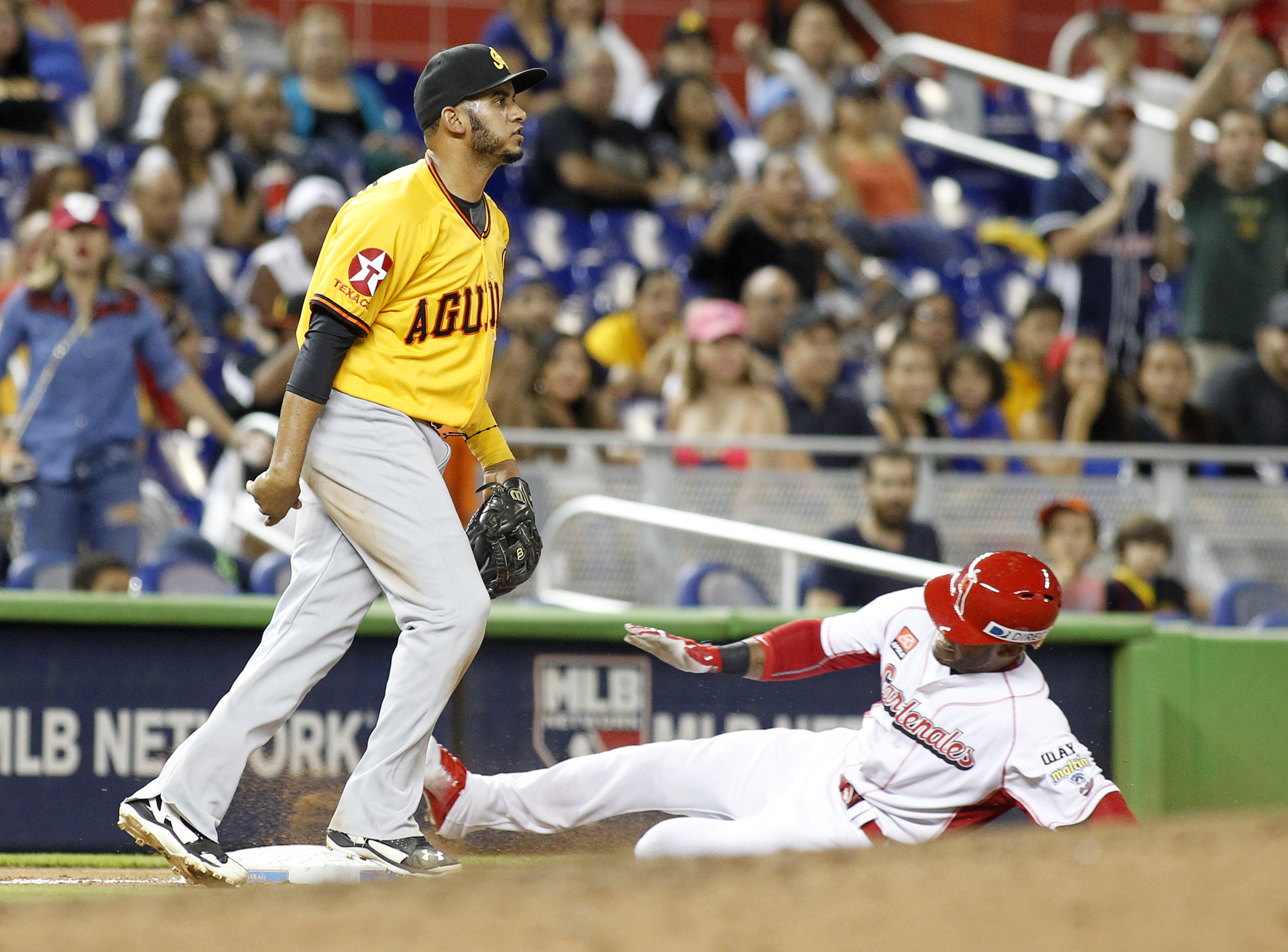 Almonte lifts Aguilas Cibaenas past Cardenales de Lara