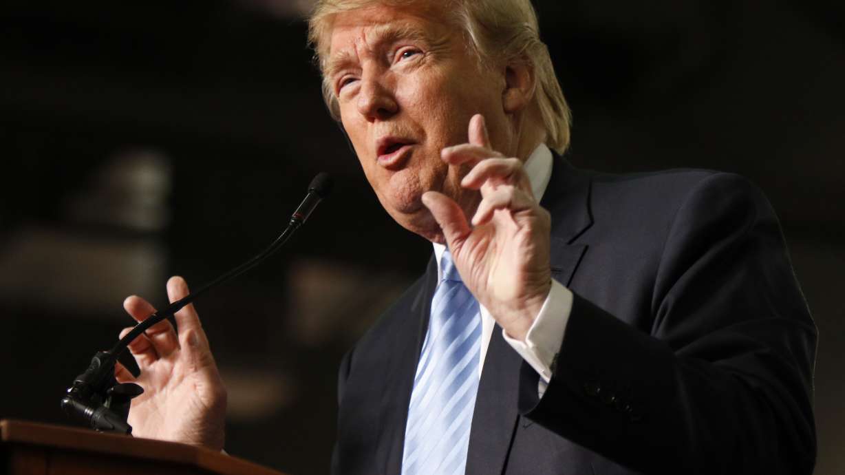 Donald Trump says he'd bring back waterboarding