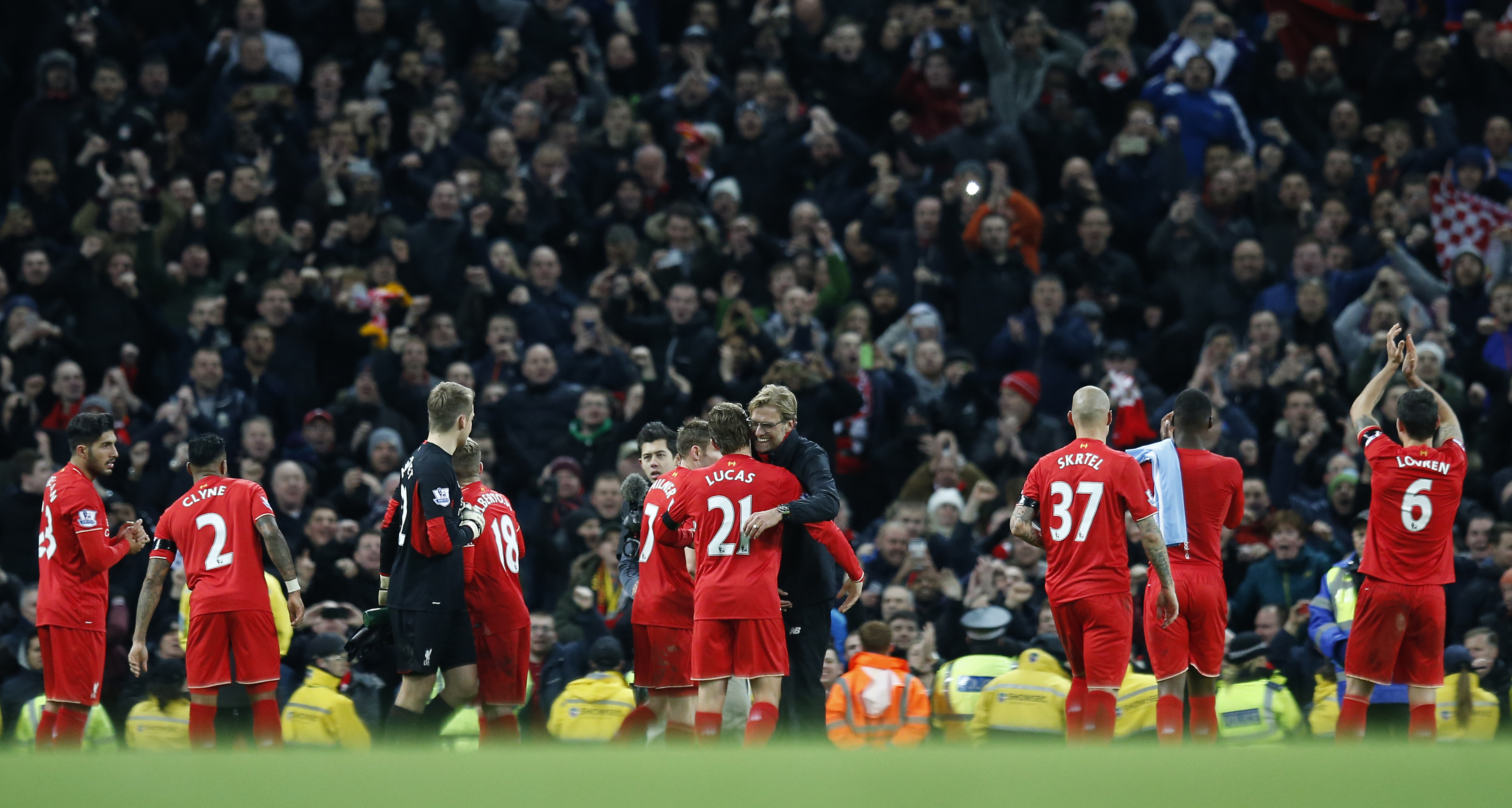 Barcelona dominates AP Global Football 10 after Madrid win