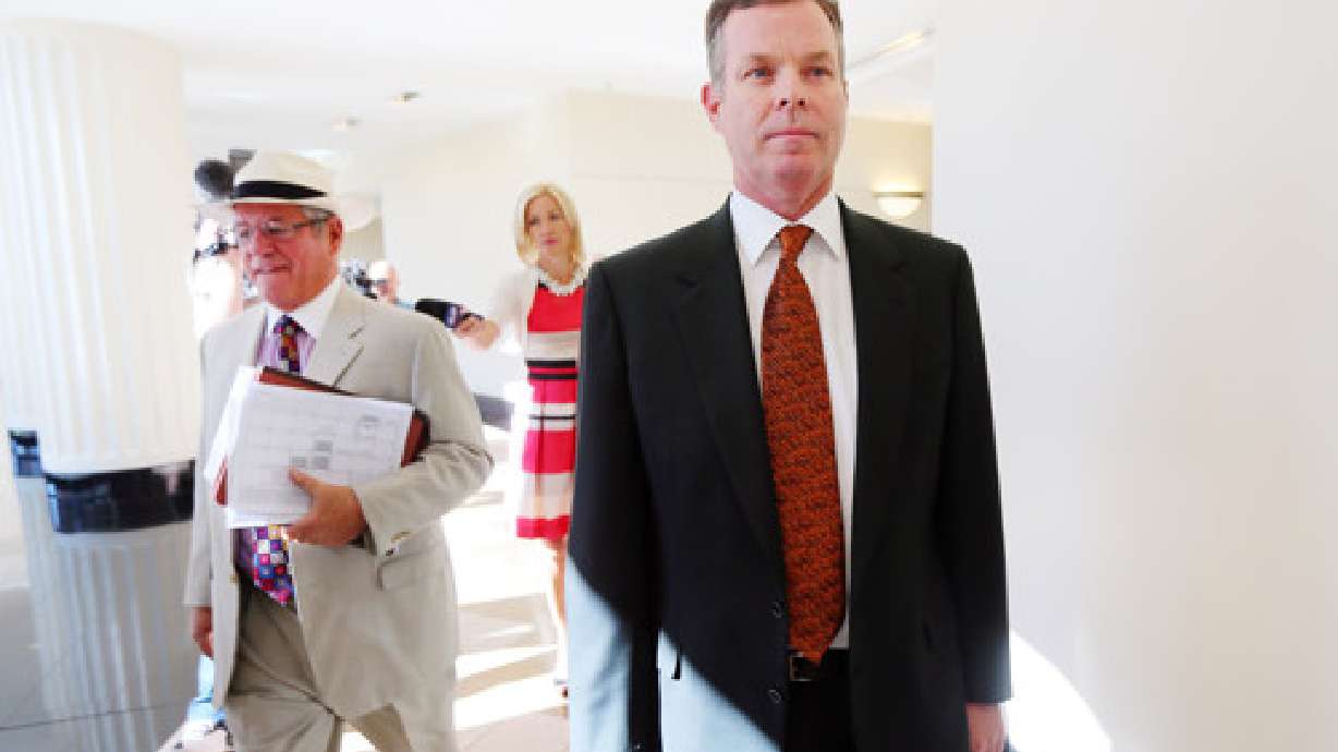 Former attorney general asks judge to be removed from case