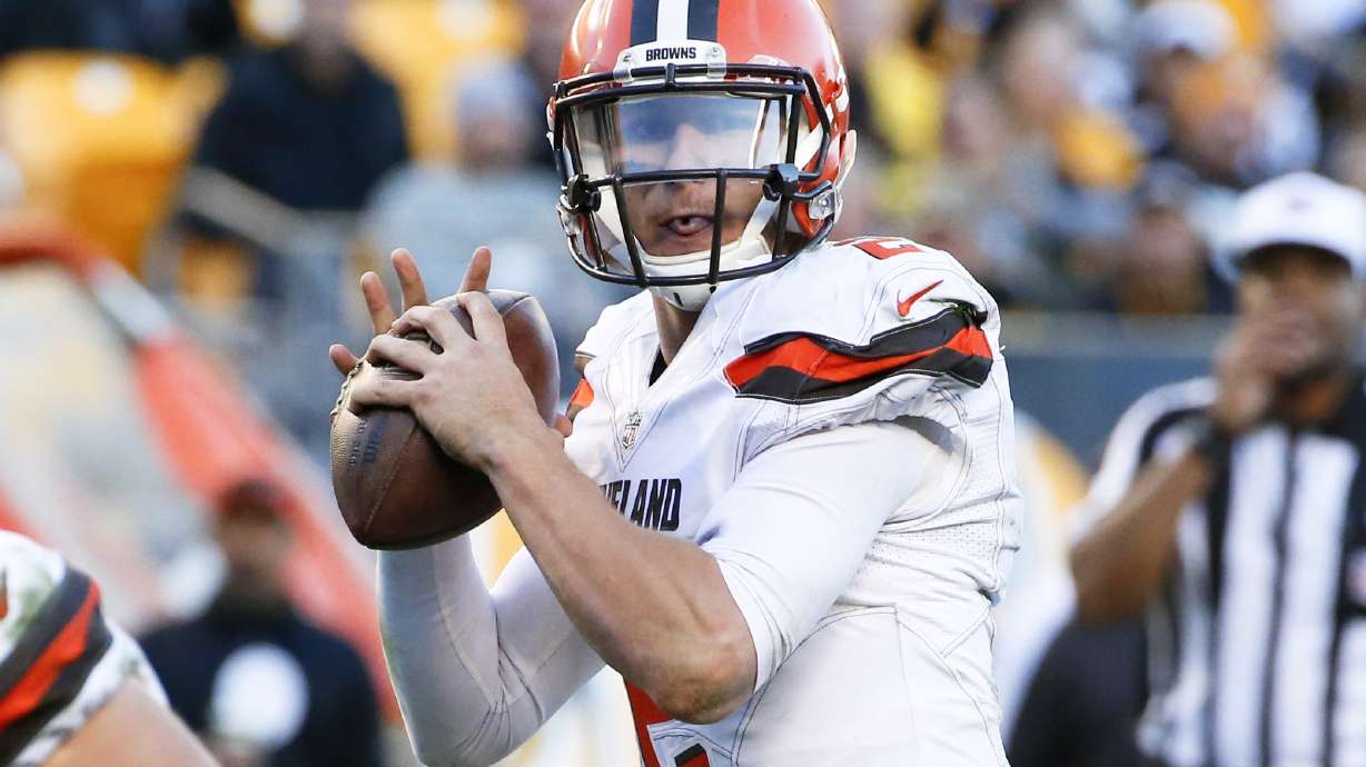 Johnny Manziel benched by Browns for off-field behavior