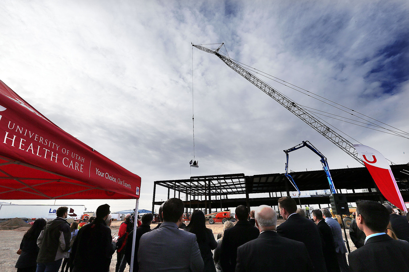 Final beam in place at U. health center in Farmington