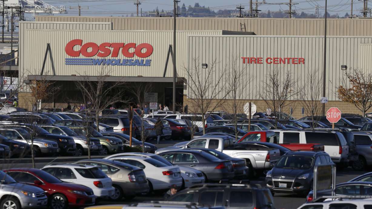 Costco: FDA tests point toward E. coli in salad vegetables