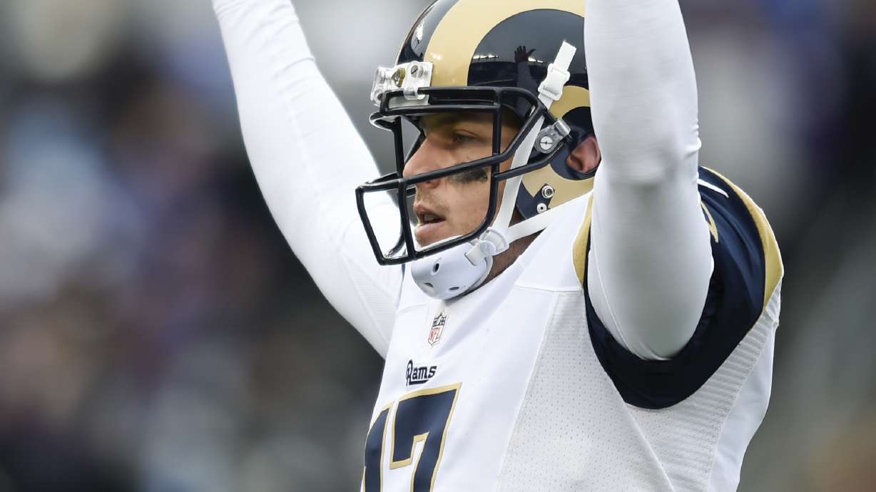 Case Keenum returns to practice for Rams, still not cleared