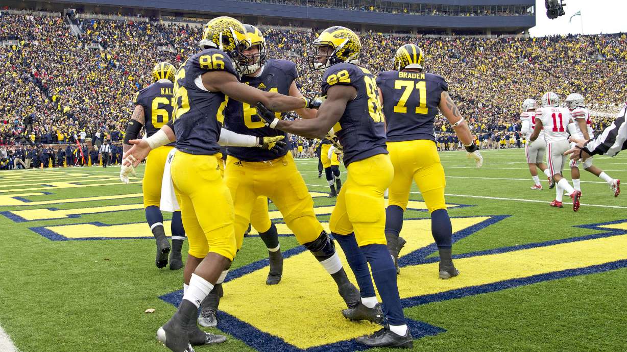 No. 12 Michigan QB Rudock injured against No. 8 Ohio State