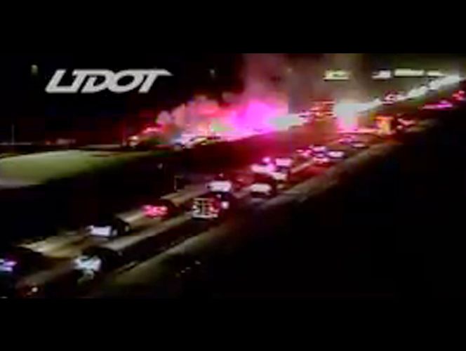 Camioneta incendiándose produce cierre de carreteras en Utah