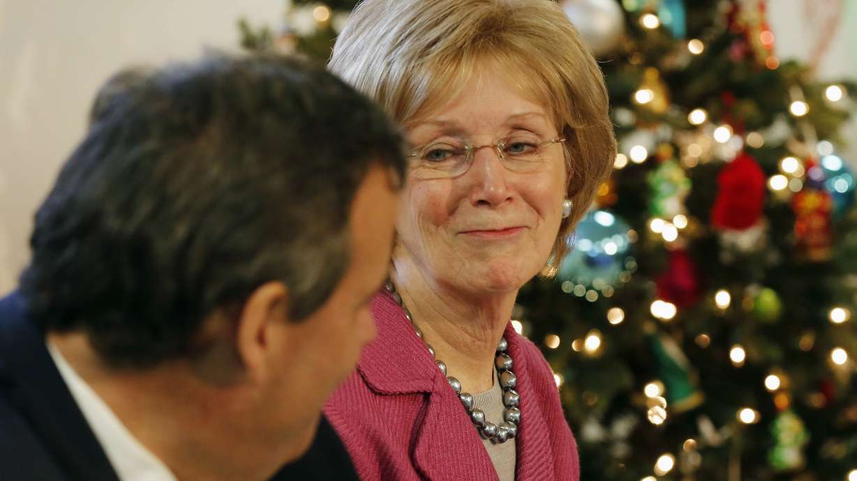 Chris Christie is doing well in NH. Will that be enough?