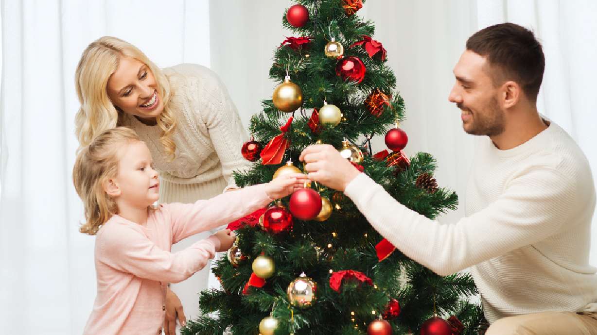 6 holiday helpers you need this season