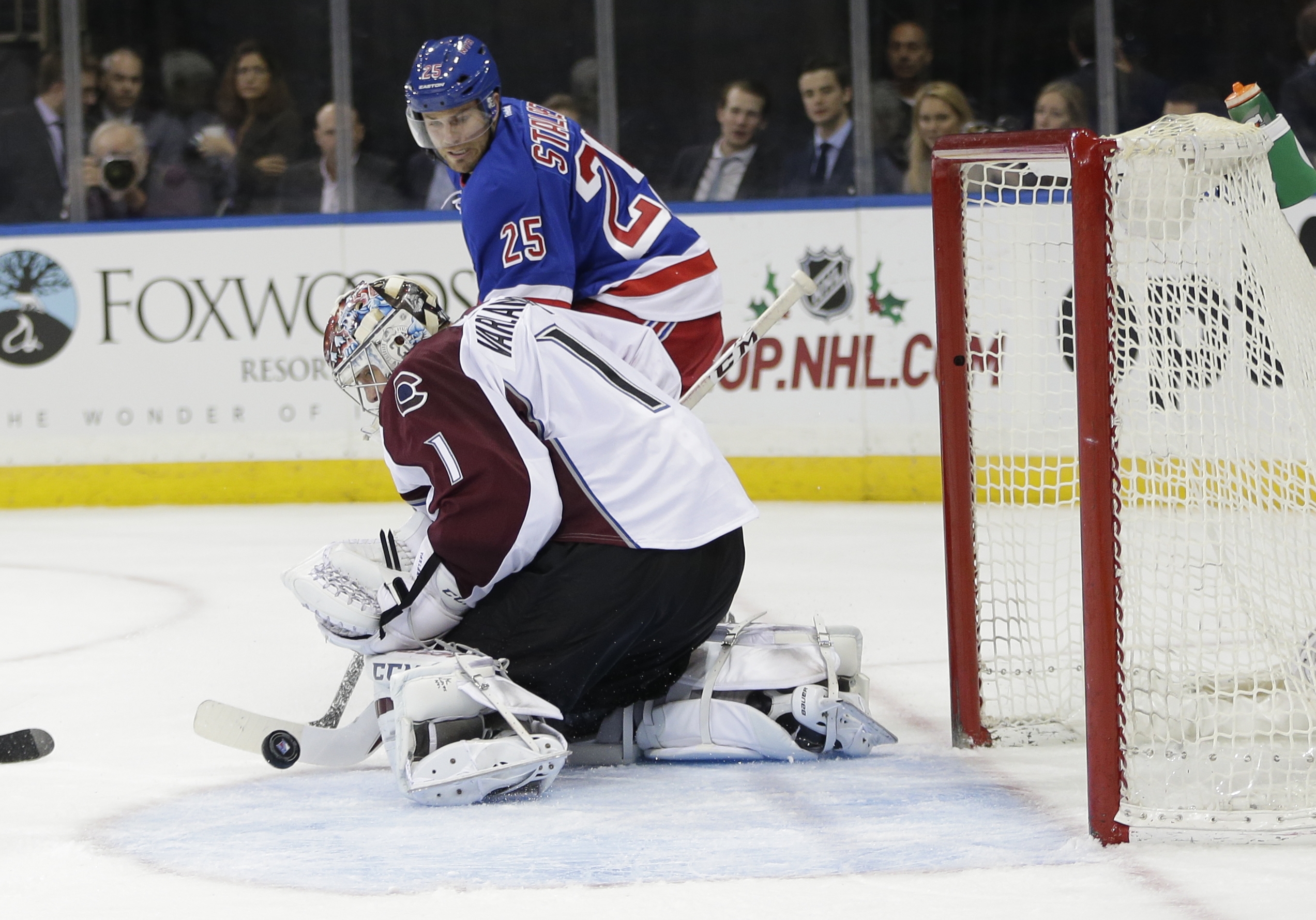 Wagner, Duchene lead Avalanche to 2-1 win over Rangers