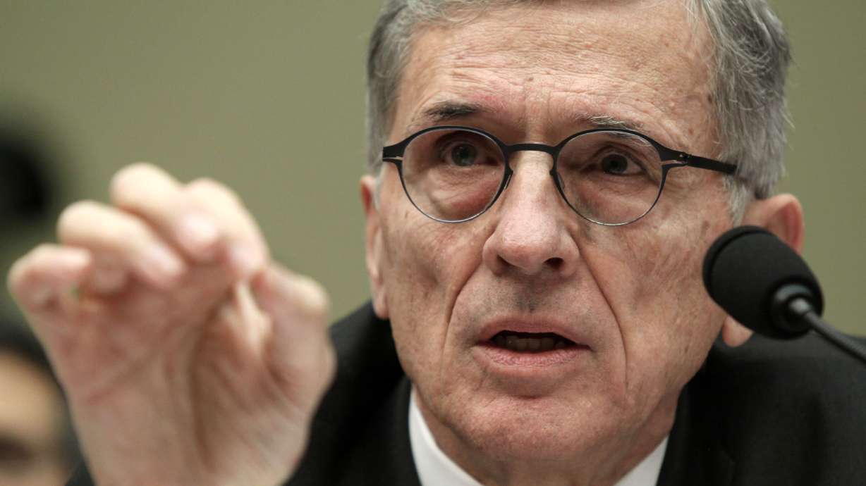 Fight over net neutrality rules returns to appeals court