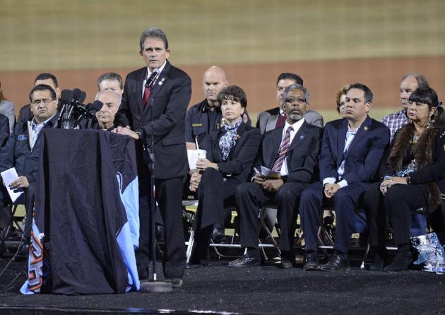 Recuerdan a víctimas hispanas de tiroteo en California