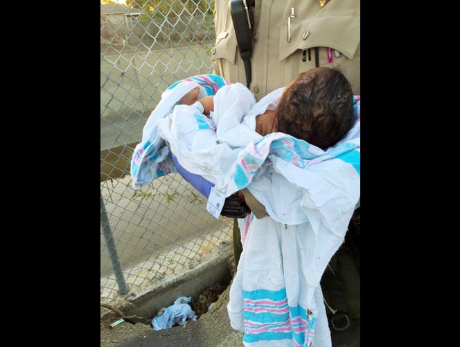 Policía rescata recién nacida que había sido enterrada viva; él le llama un milagro 