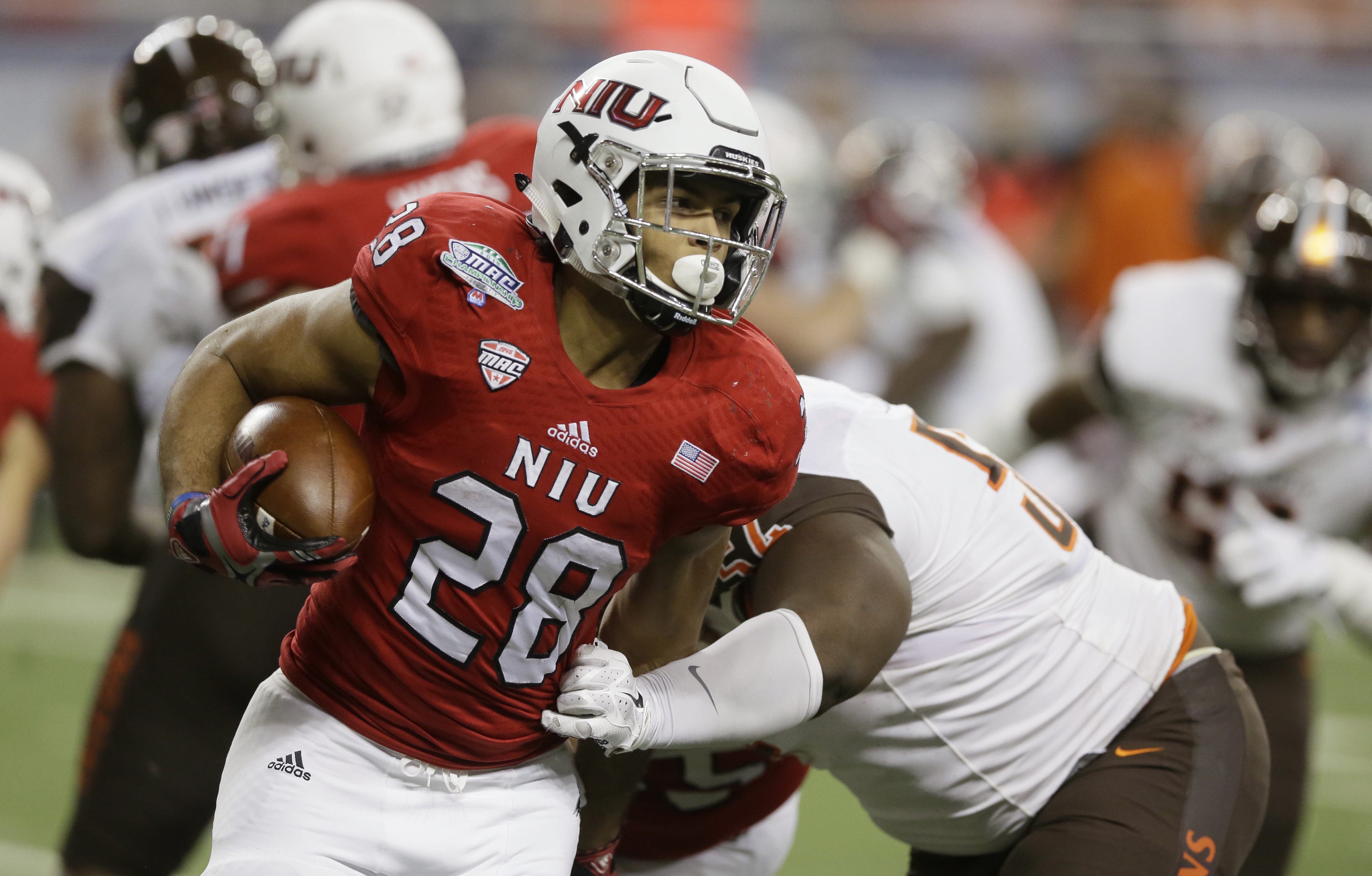 Niu will start freshman tommy fiedler at quarterback for machine