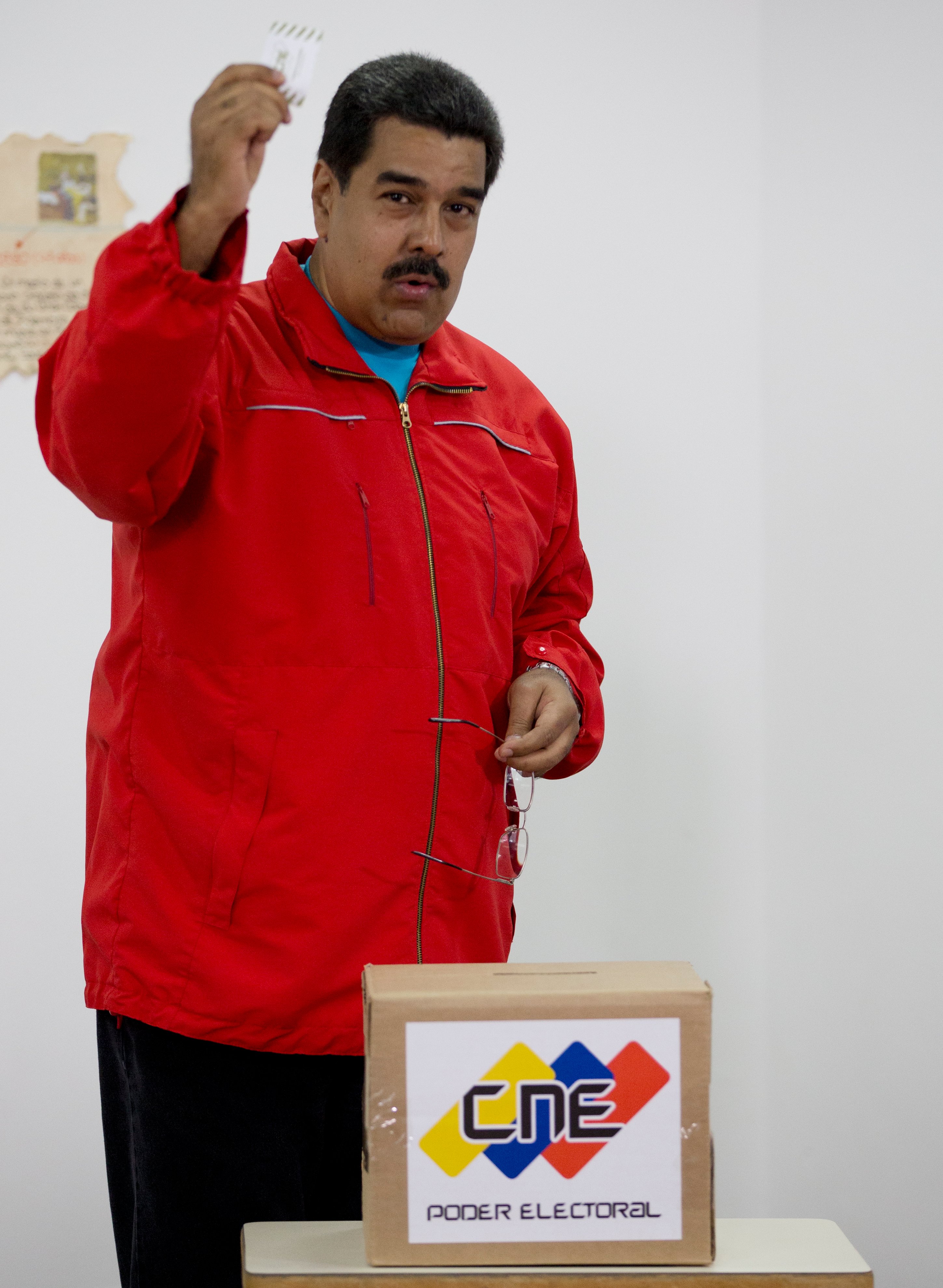 Venezuelan opposition wins Congress, aims for supermajority