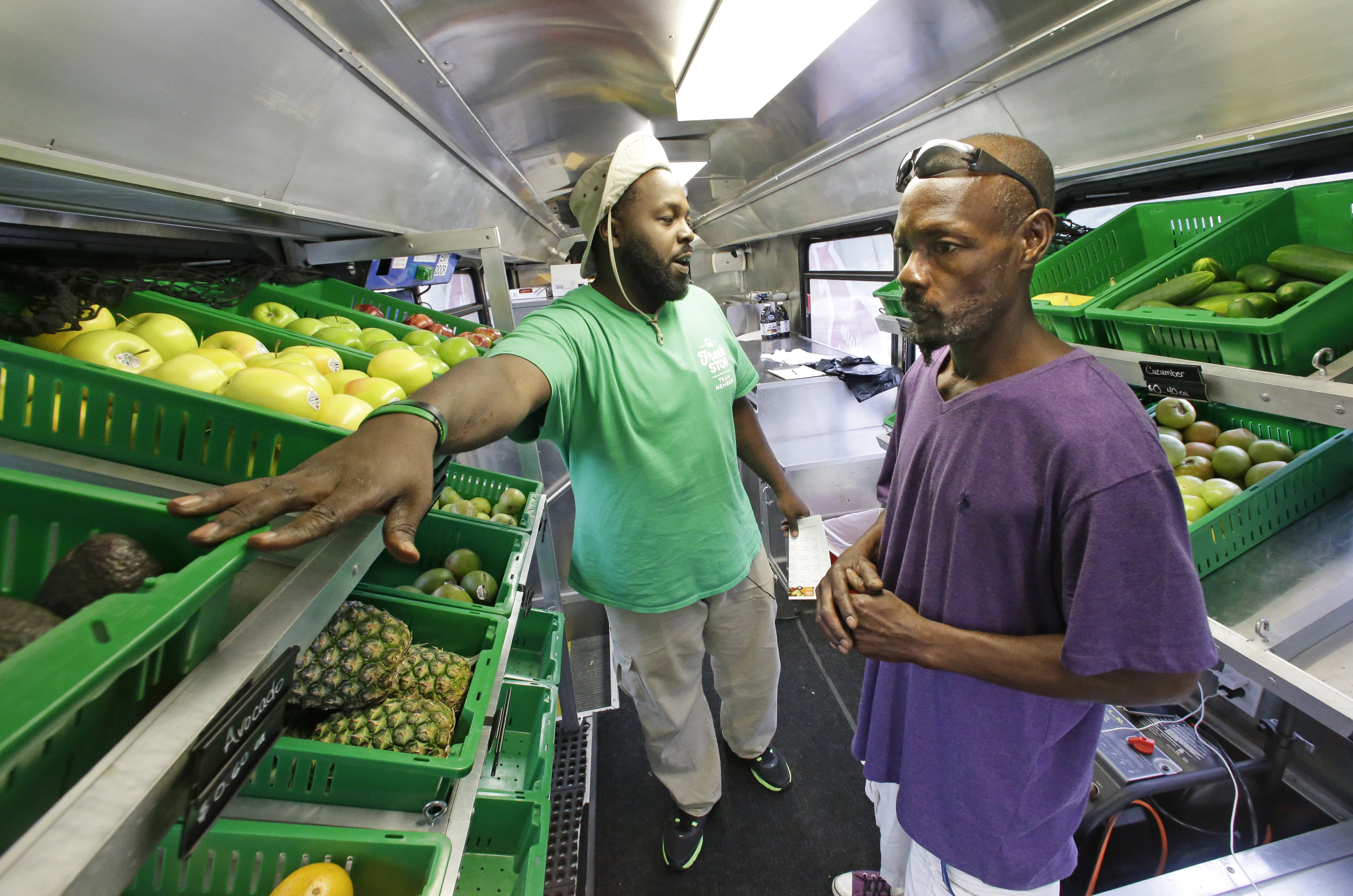 Grocery chains leave food deserts barren, AP analysis finds