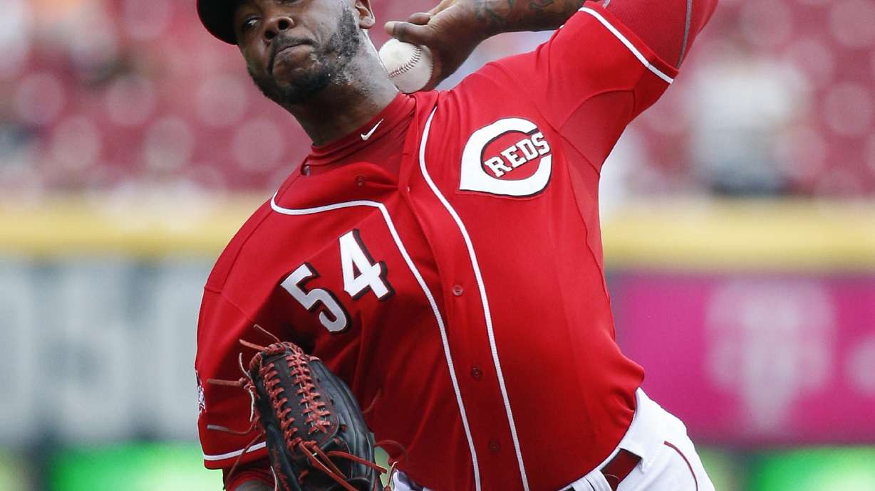 Report: Chapman trade to Dodgers on hold