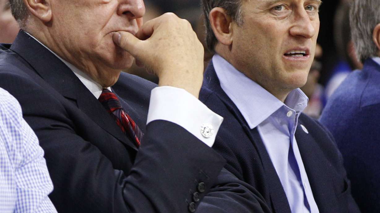 Spurs rest starters, still romp 119-68 past hapless 76ers