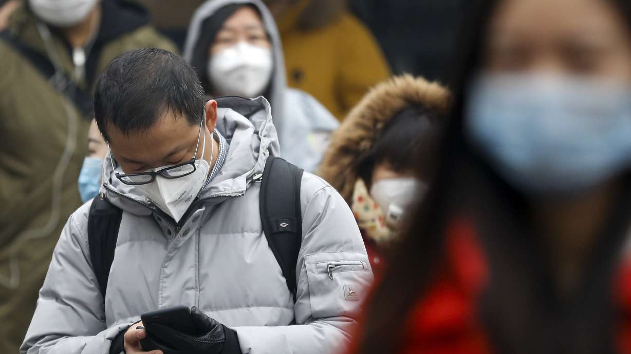 Beijingers react to smog: 'This is life' and 'like a dream'