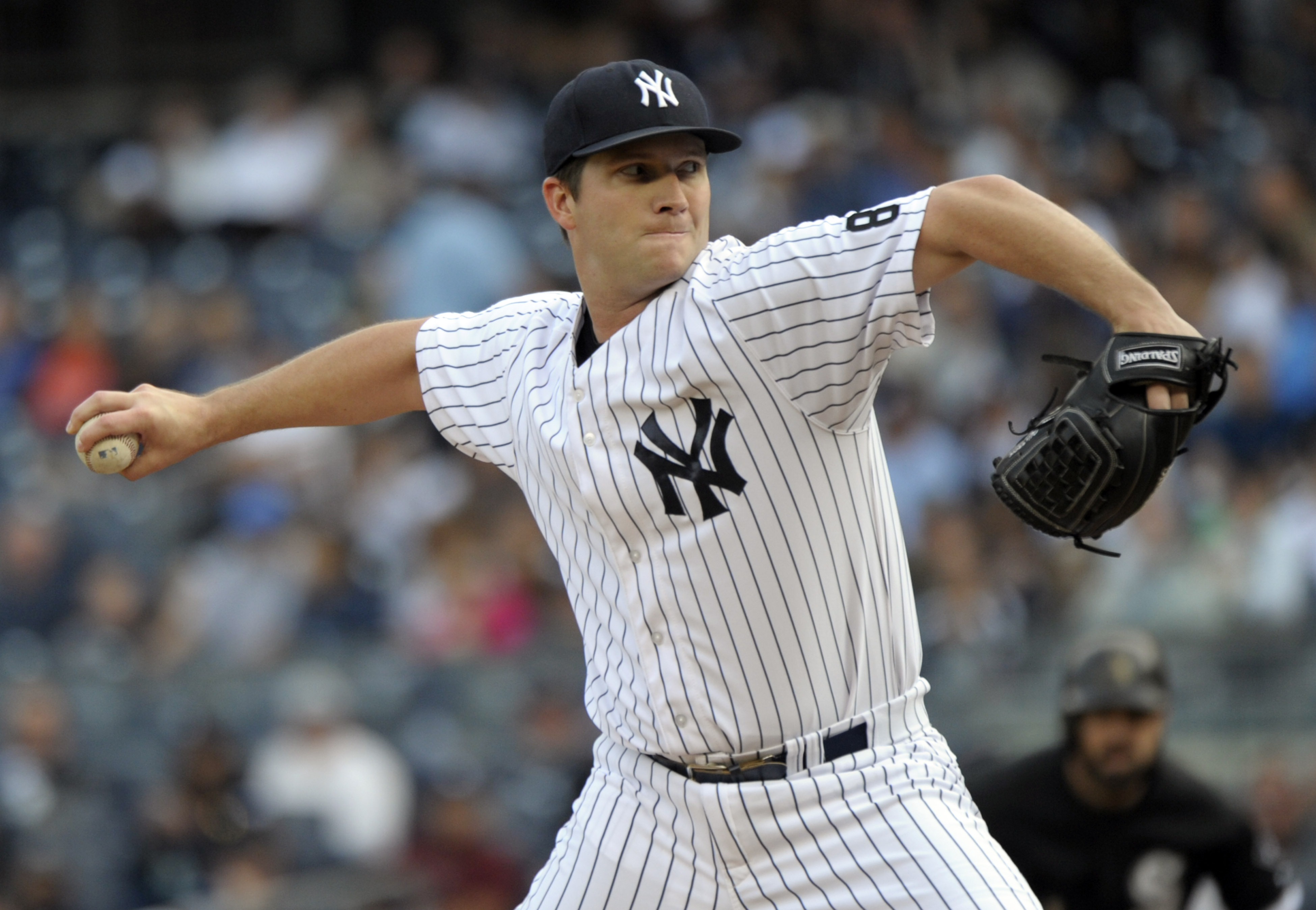 Yankees get Starlin Castro from Cubs for Adam Warren