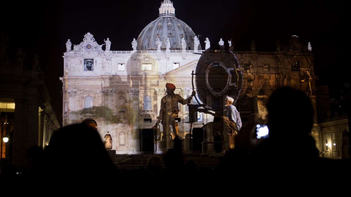 The Latest: None satisfied with Paris draft, none rejects it