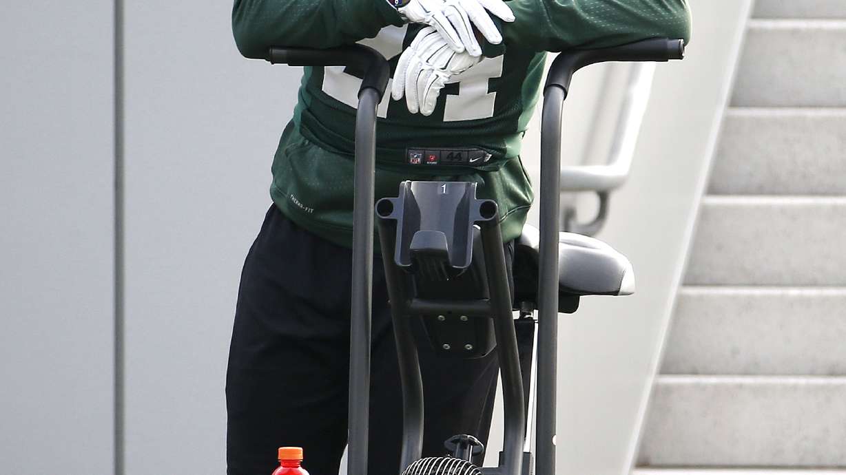 Jets' Revis (concussion) rejoins team at practice