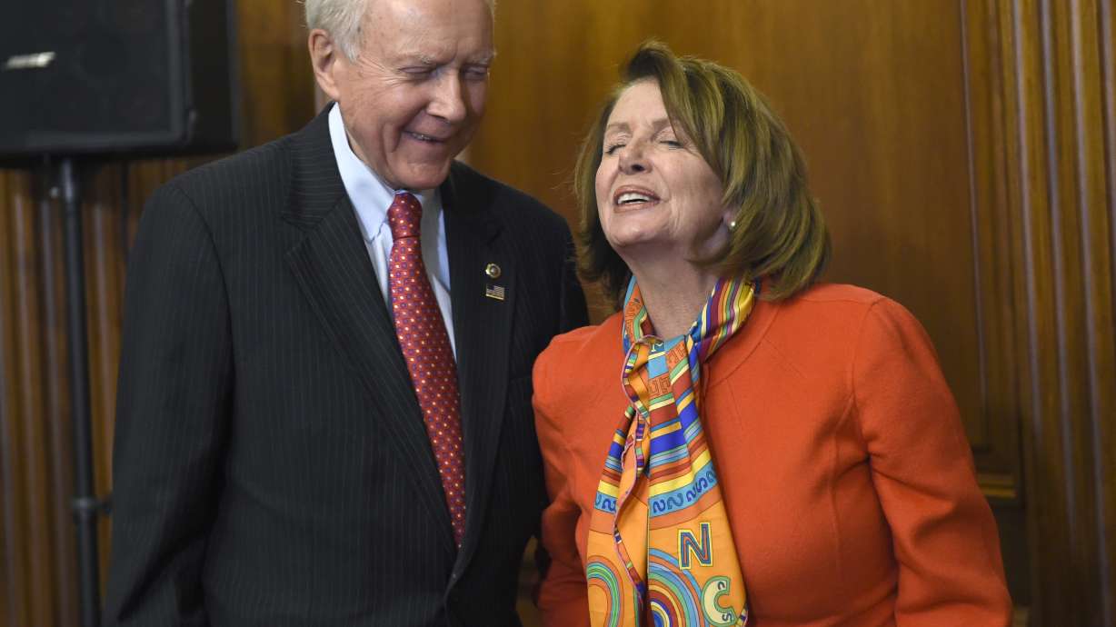 Obama signs education law rewrite shifting power to states