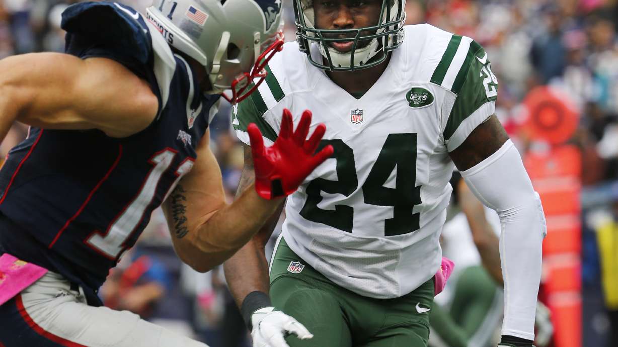 Jets CB Revis fully practices, probable vs Titans