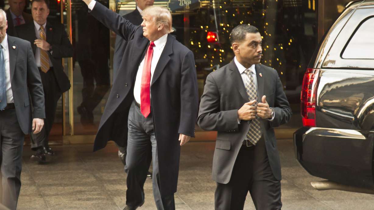 Donald Trump adds a new target: Ted Cruz