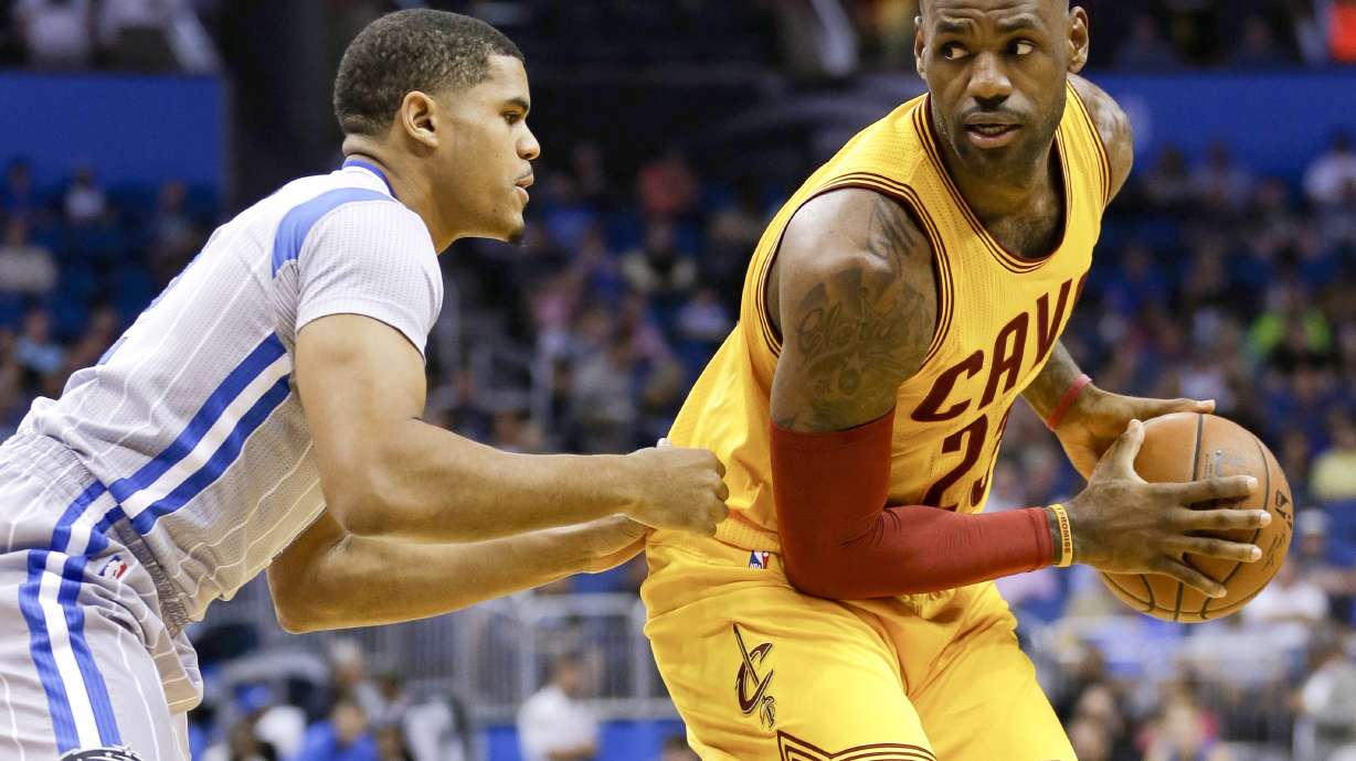 James scores 25 points, Cavaliers roll past Magic 111-76