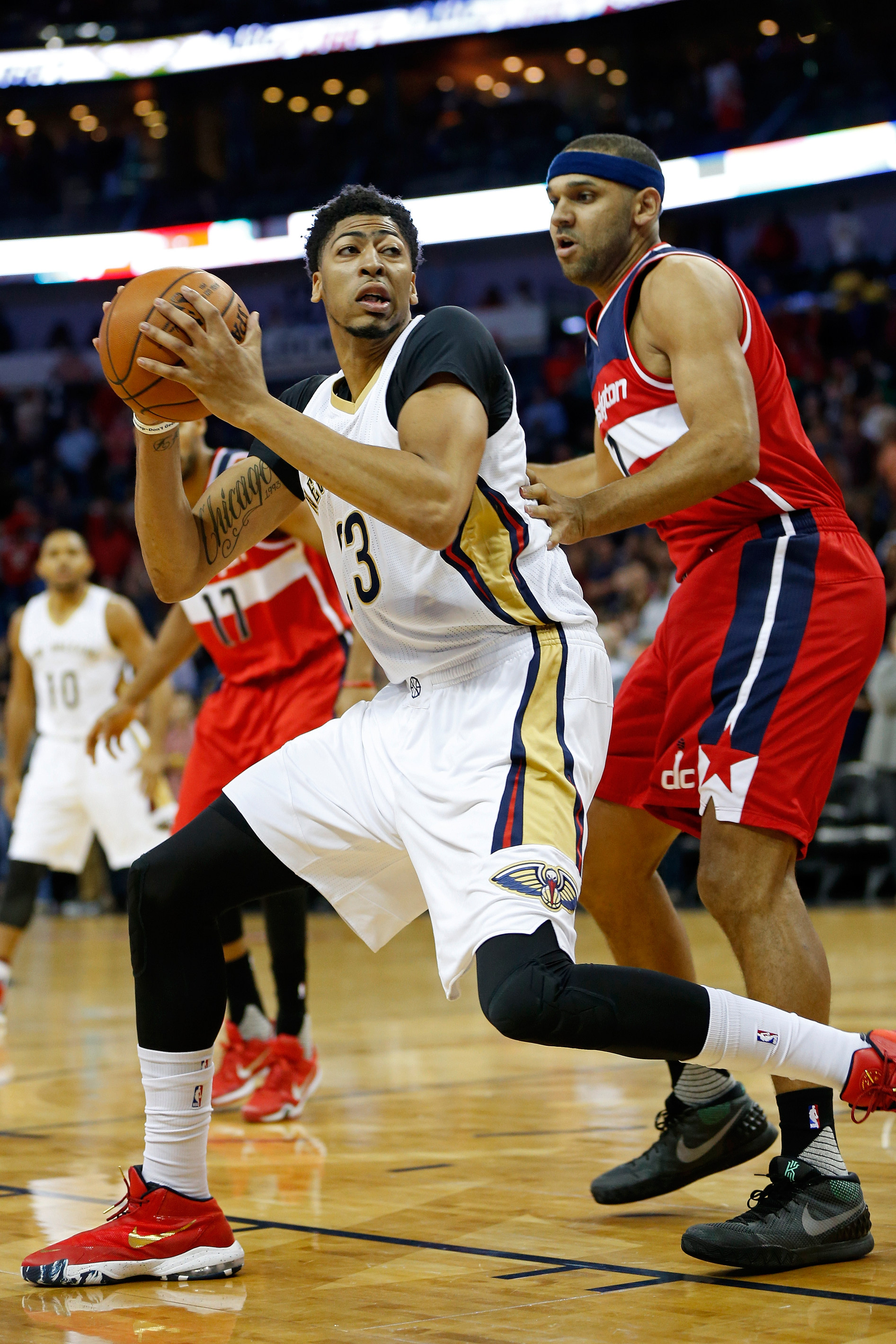 Evans scores 27 points, Pelicans beat Wizards 107-105