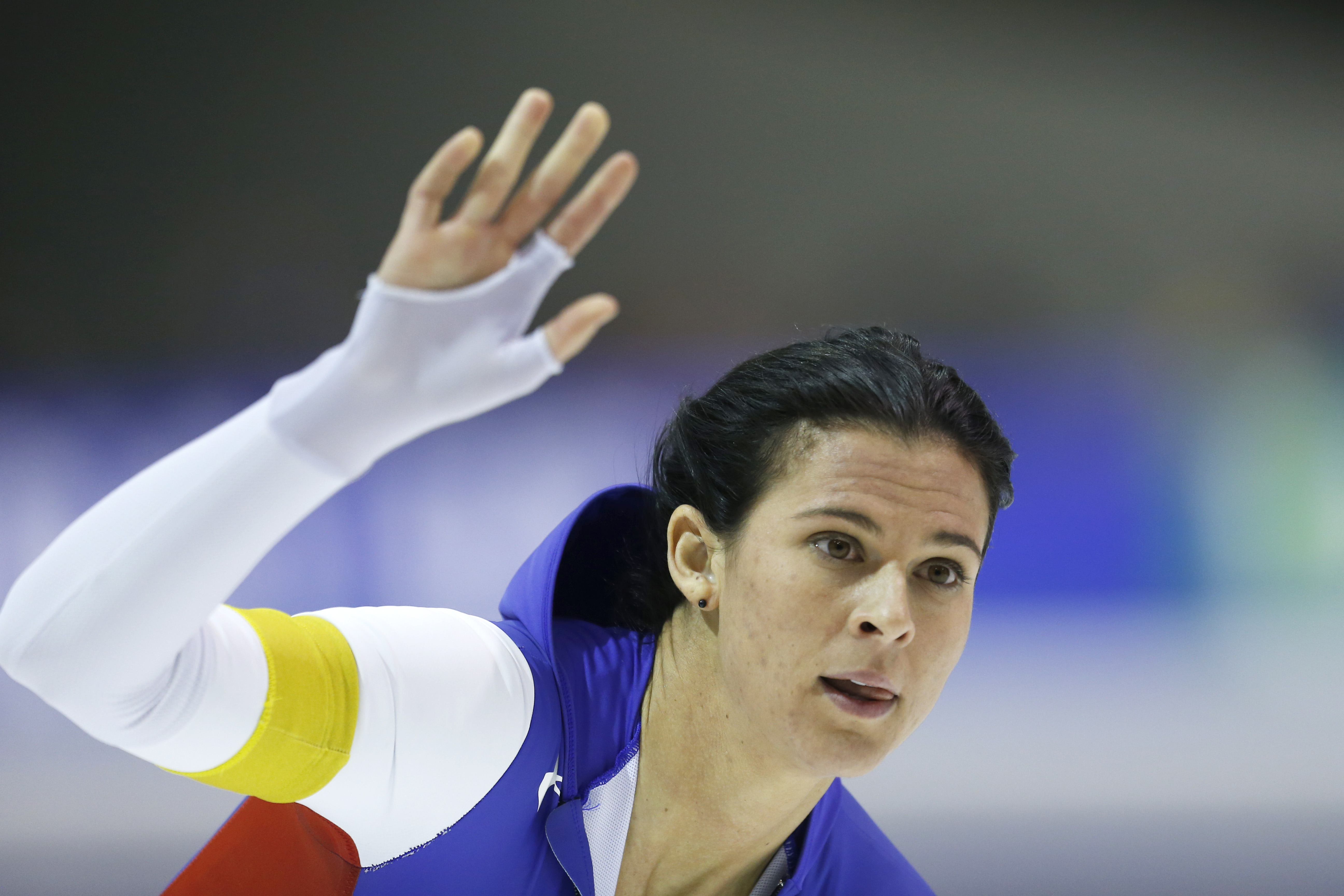 Brittany Bowe wins speedskating World Cup 1,000 meters
