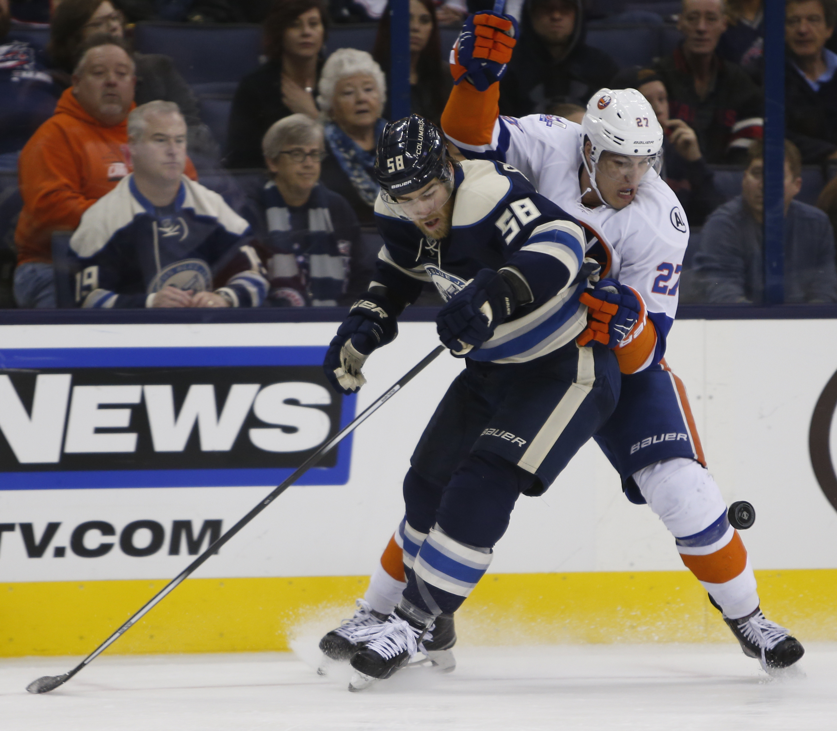 Okposo's 2nd goal in OT leads Islanders past Blue Jackets