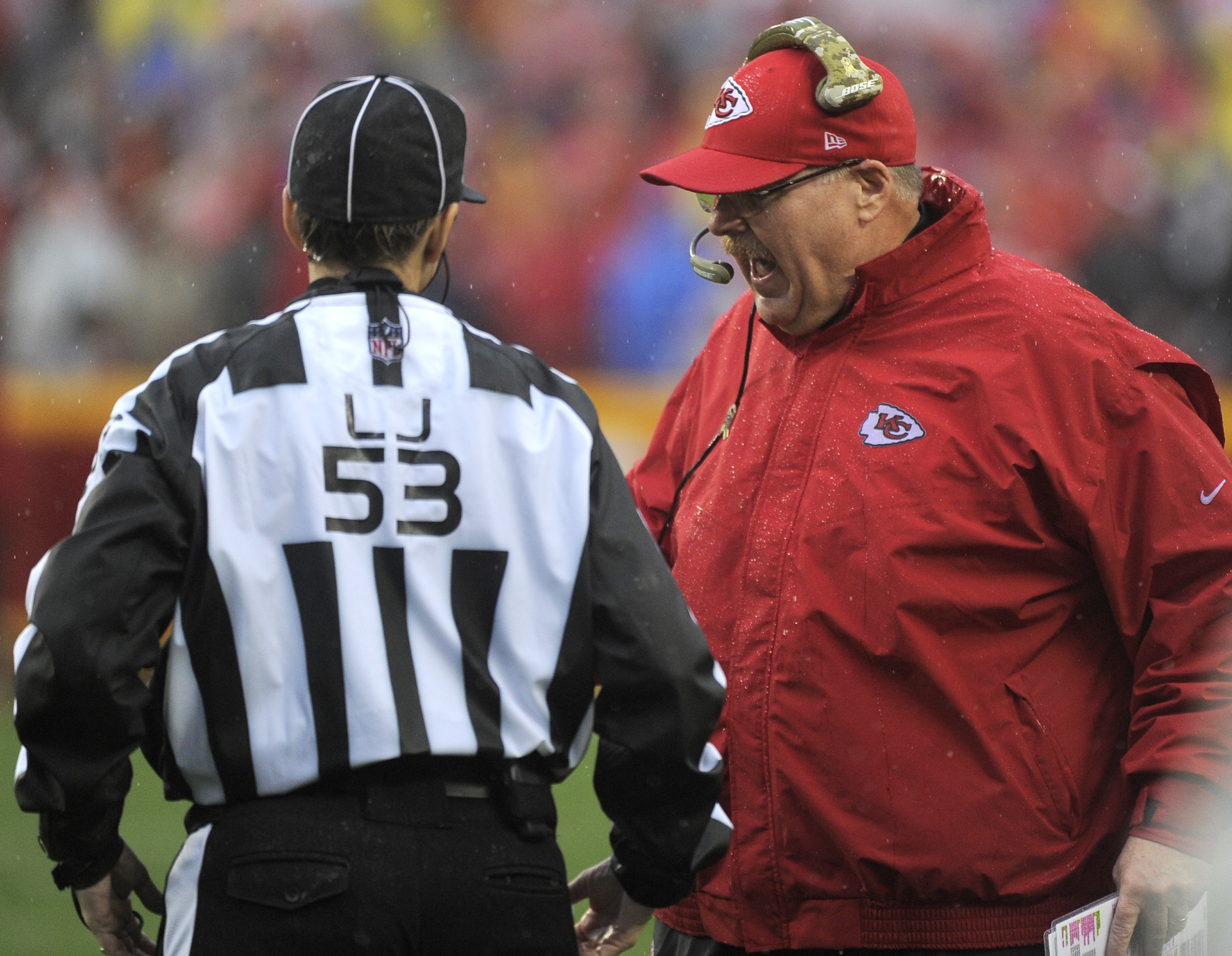 Chiefs' goal-line stand preserves 10-3 victory over Chargers