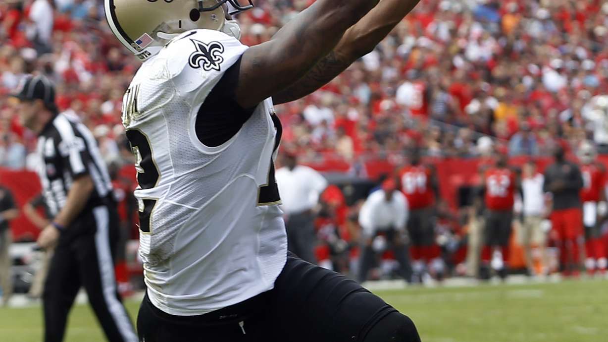 Brees, Saints beat Buccaneers 24-17 to end 4-game skid