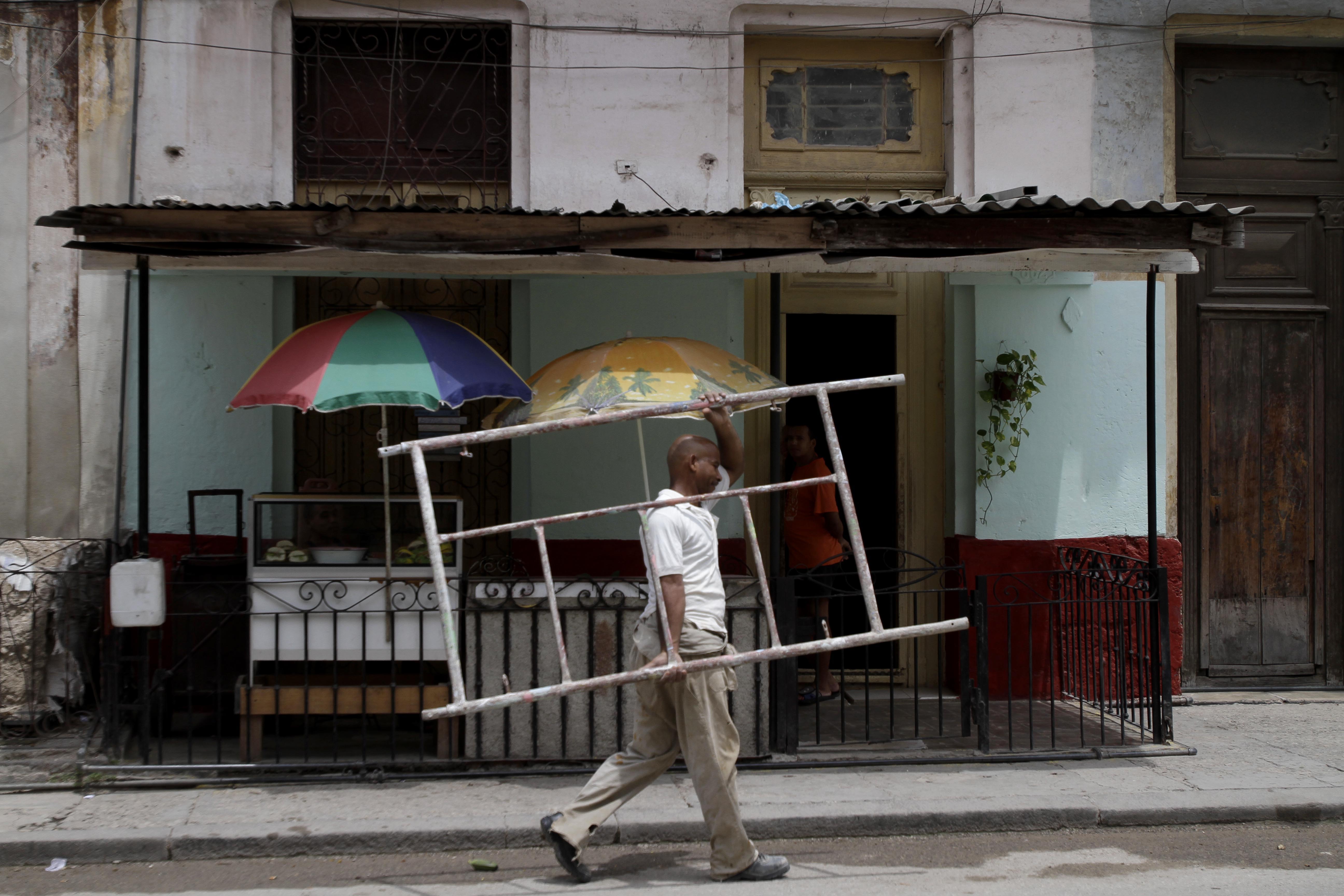 Cuba, creditors reach historic multi-billion debt deal