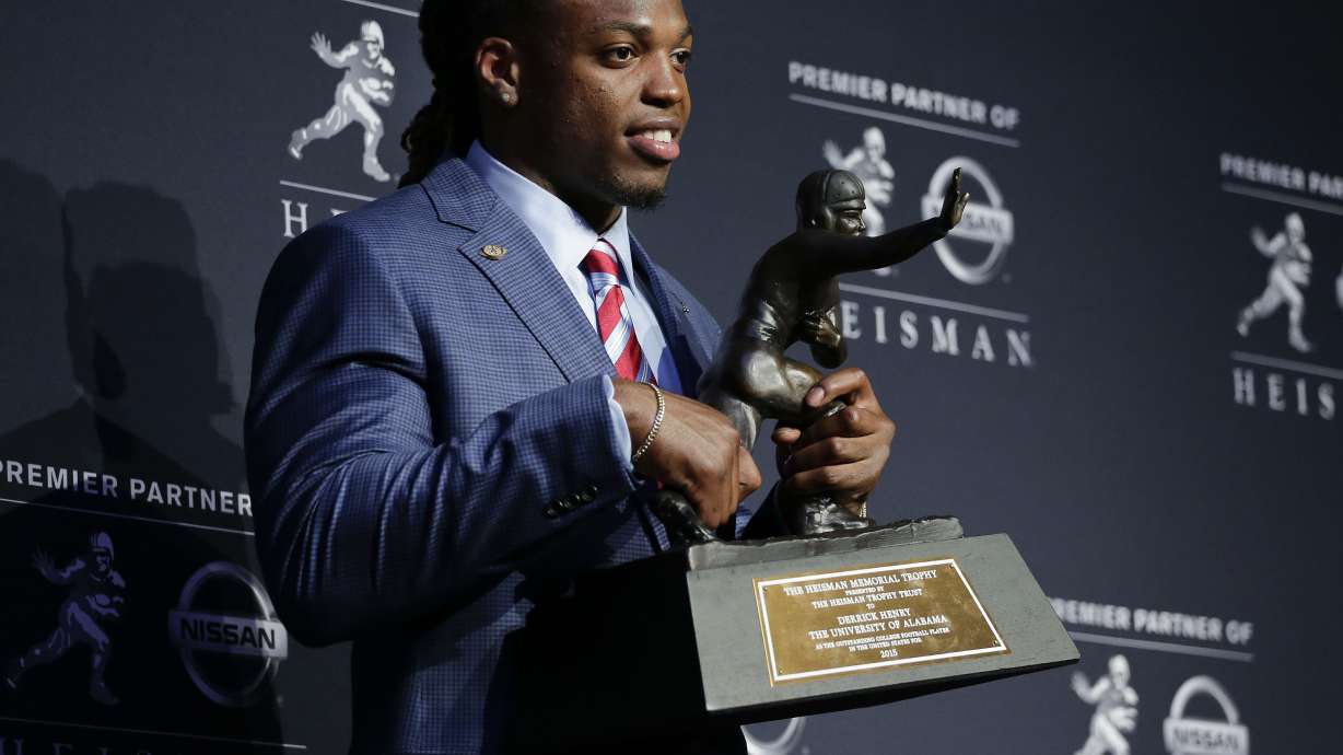 Henry captures another award: SEC offensive player of year