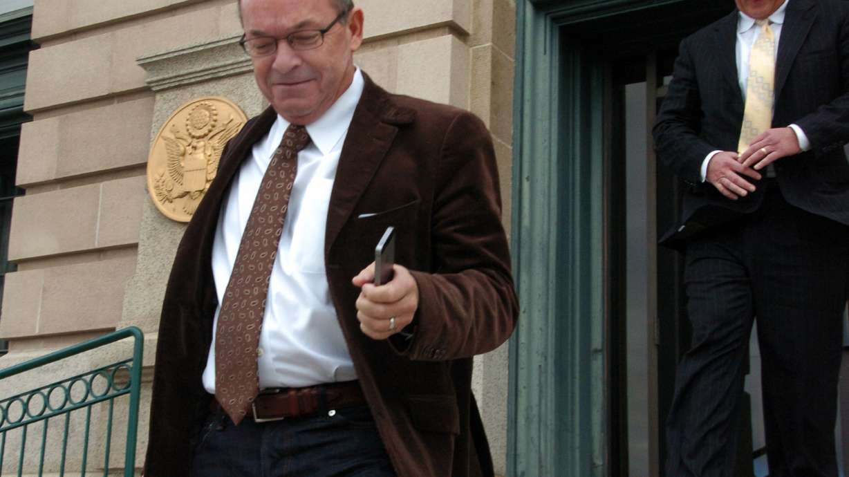 The Latest: Judge rejects sanctions for former billionaire