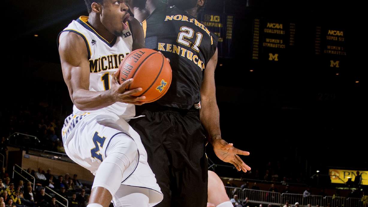 Michigan coasts past Northern Kentucky 77-62