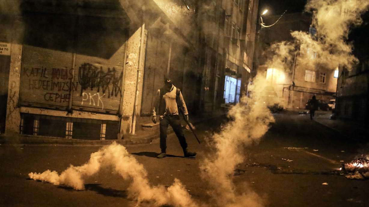 Turkey: 8 Kurdish rebels killed in clash in southeast