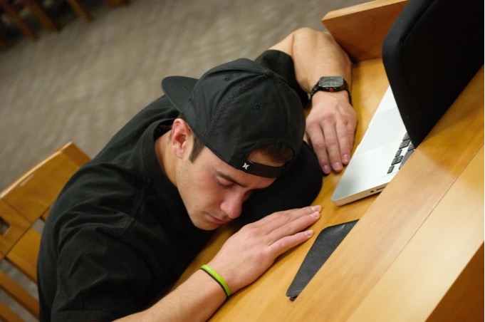 Pre-med student at BYU designs compact travel pillow