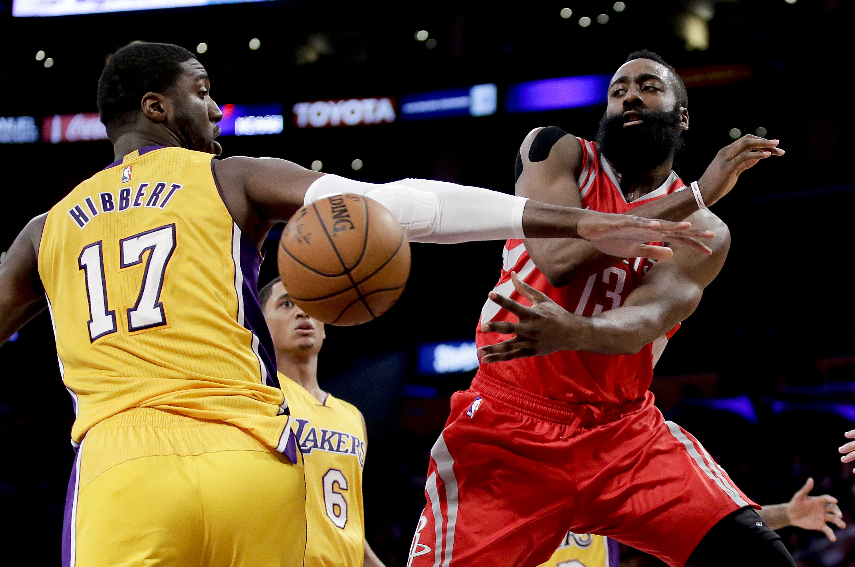 Harden, Jones lead Rockets past Lakers again, 107-87
