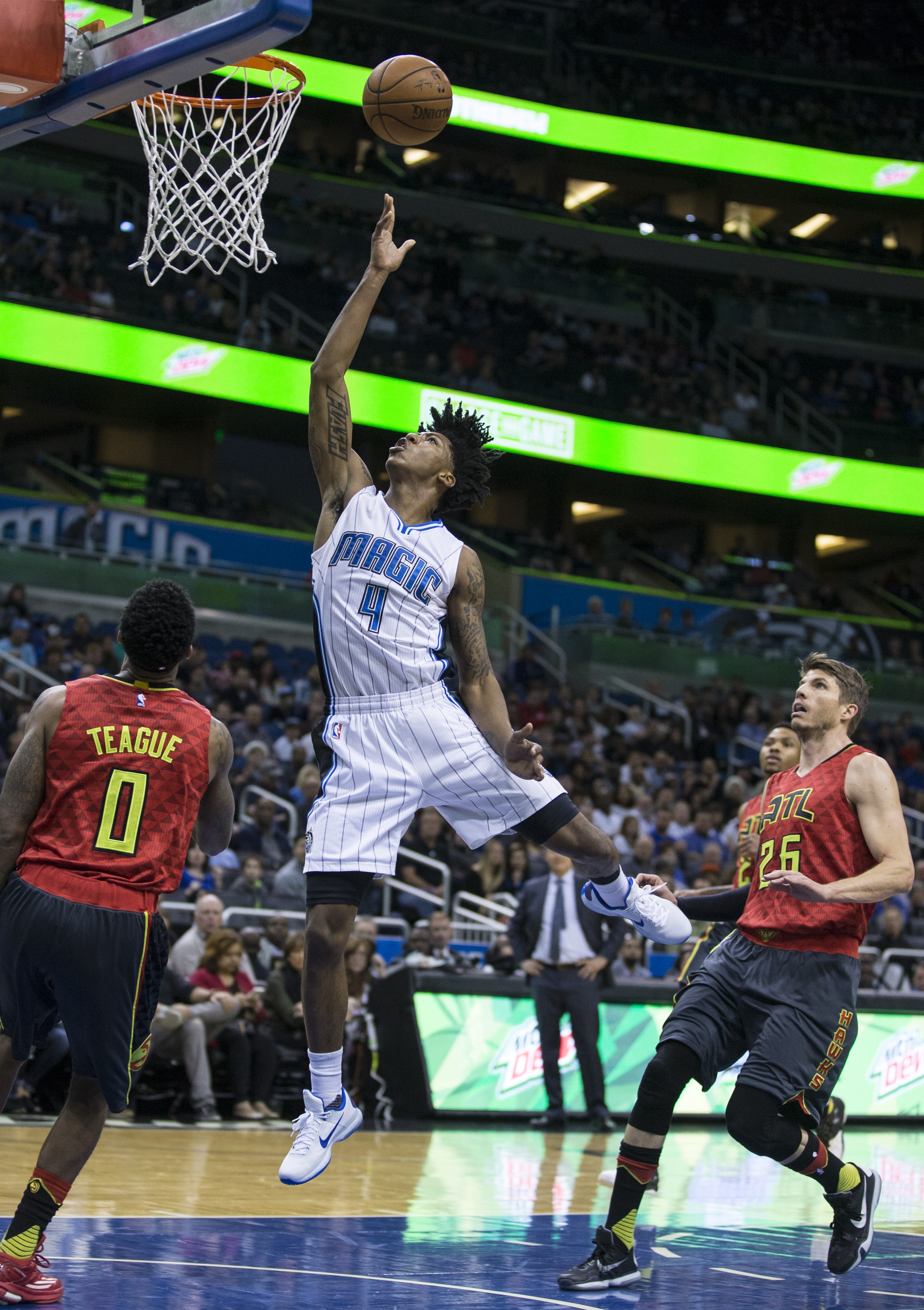 Korver leads Hawks' 4th-quarter rally to down Magic 103-100